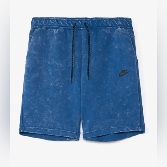 Nike Other - ‼️LAST ONE‼️NIKE SPORTSWEAR TECH FLEECE WASH SHORTS